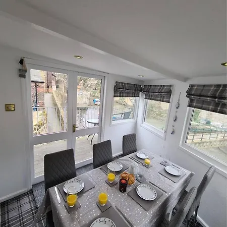 Feriehus North Lea Charming In Stunning *